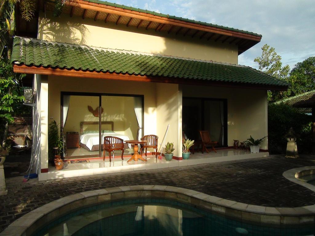 Villa Yukie Senggigi Montongbuwoh Rom bilde