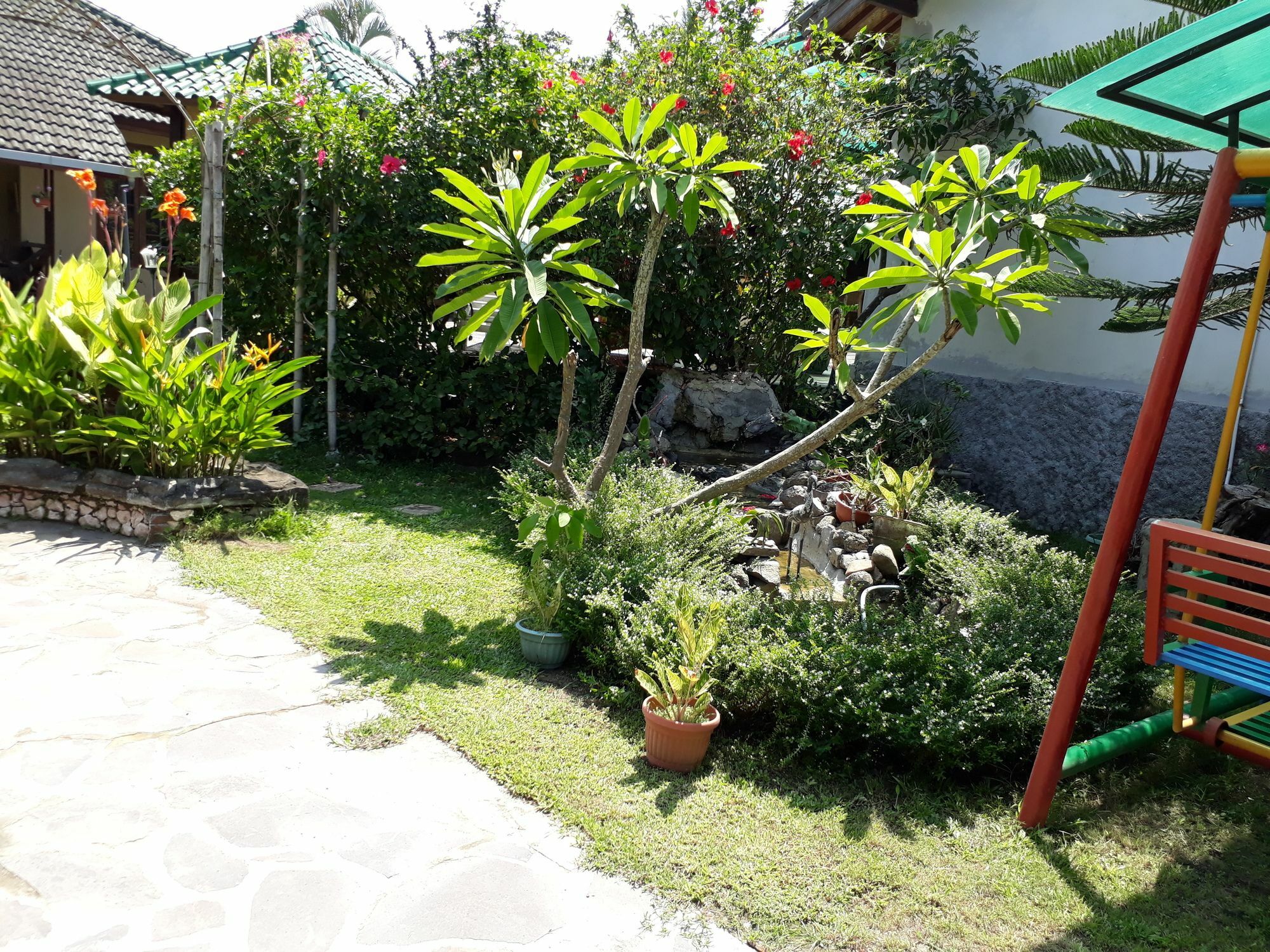 Villa Yukie Senggigi Montongbuwoh Eksteriør bilde