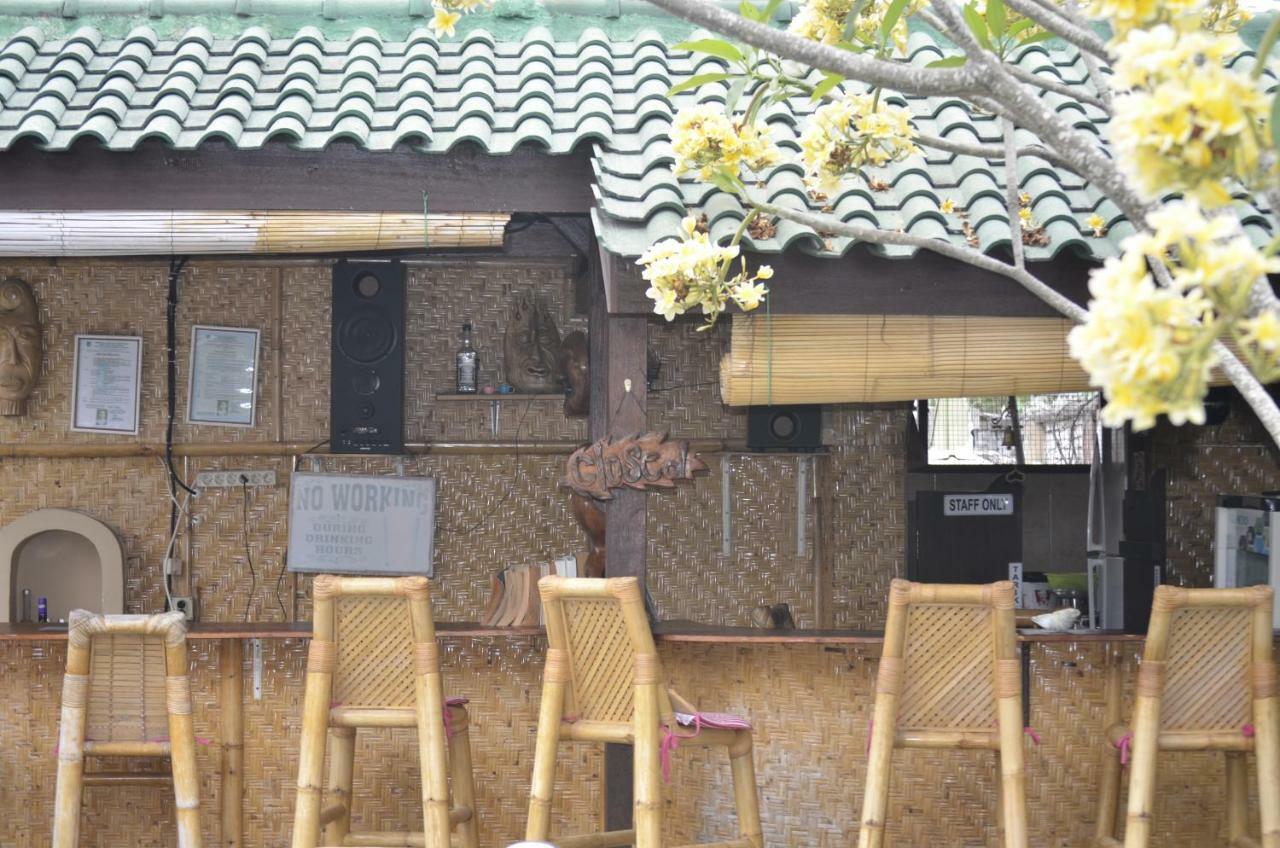 Villa Yukie Senggigi Montongbuwoh Eksteriør bilde